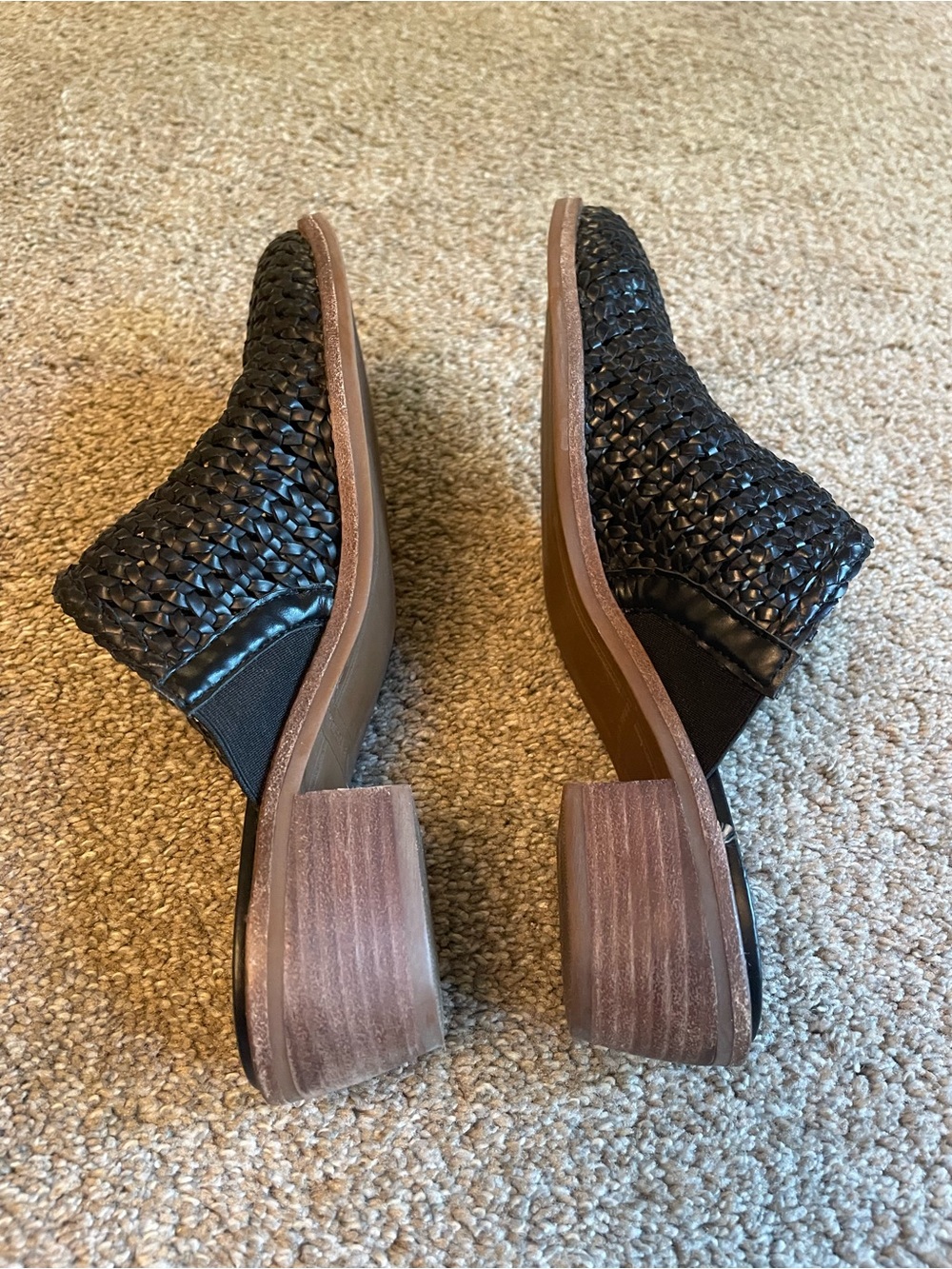 Chelsea & Violet Auggie Woven Leather Black Slip-On Mules Sz: 6.5 Coastal chic - Picture 3 of 9